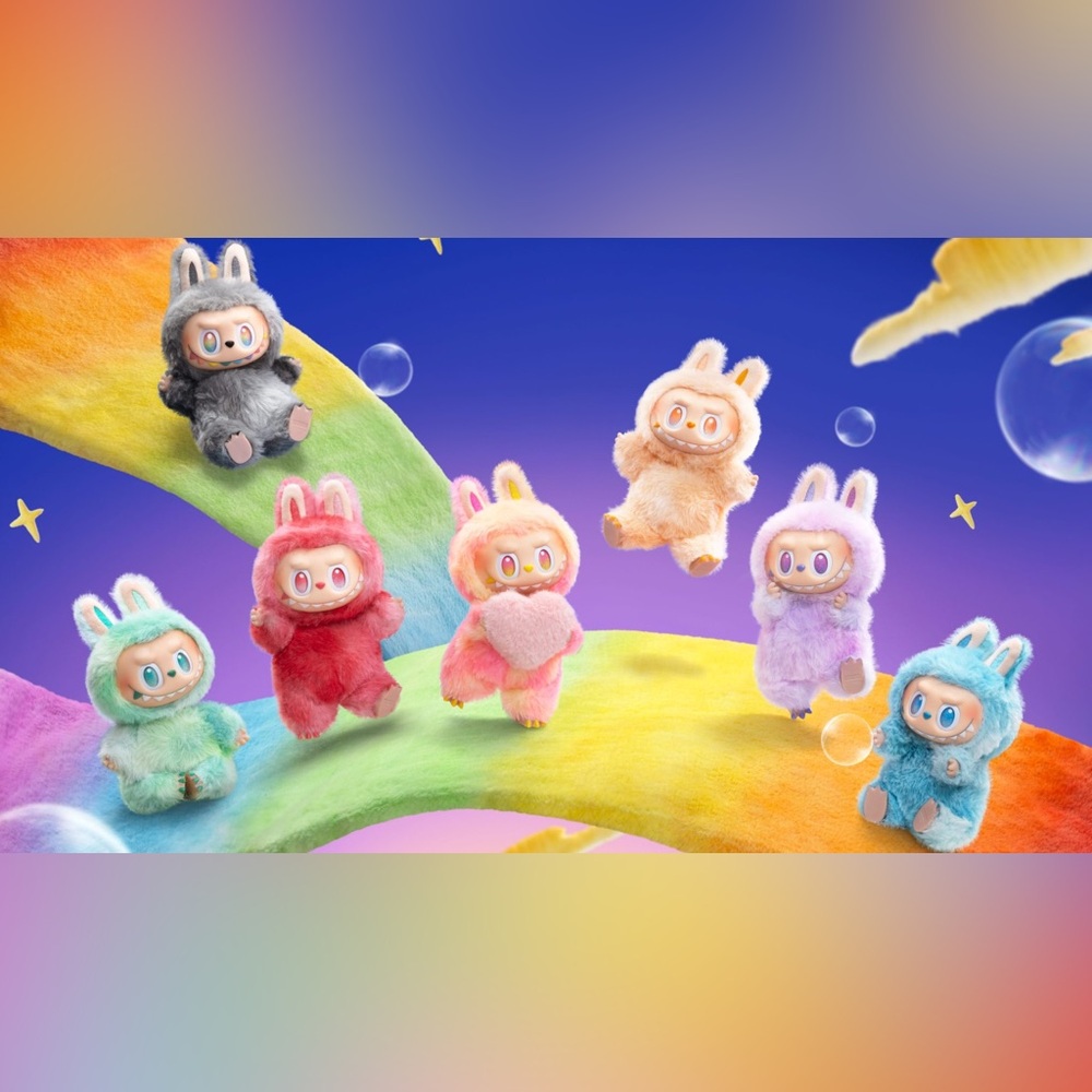Labubu Big into Energy Plush Pendant - Picture 4 of 15